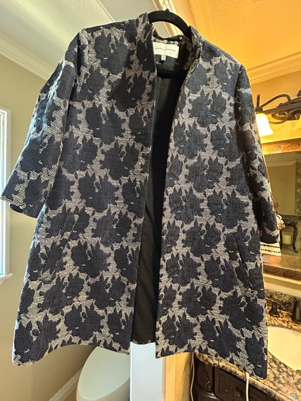 cupcakes & cashmere Navy and Cream Floral Open-Front Coat